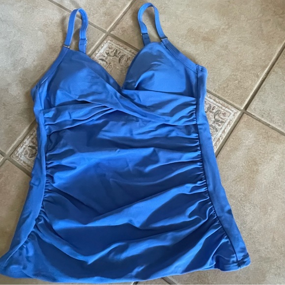 CALVIN KLEIN 💯WOMEN’S TANKINI WITH BIKINI BOTTOM EUC 👙 SZ MEDIUM💙💙💙 - Picture 10 of 16